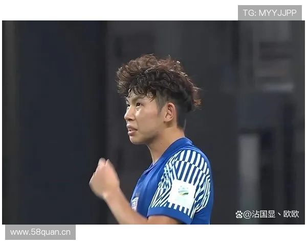 球迷不满上海申花低迷状态，谁能拯救这支战术混乱的球队？