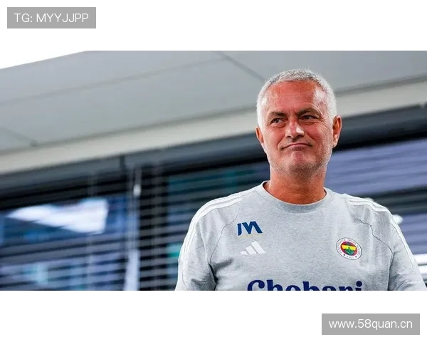 罗马主帅穆里尼奥战术安排引发争议，球队近期表现波动对竞争格局带来变化